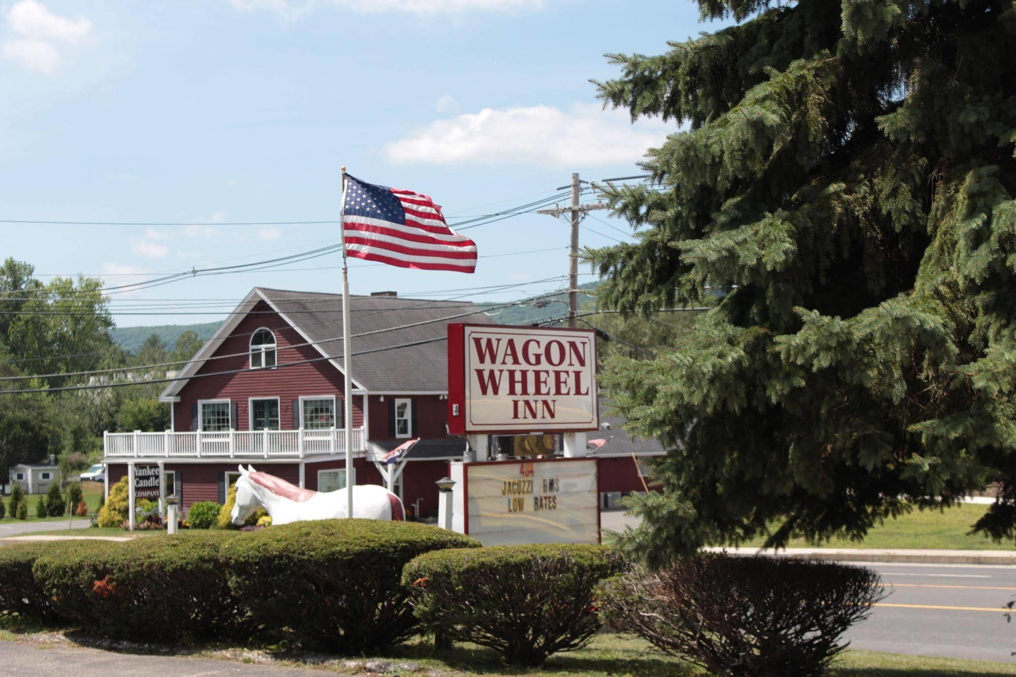 Wagon Wheel Inn Lenox Exterior foto